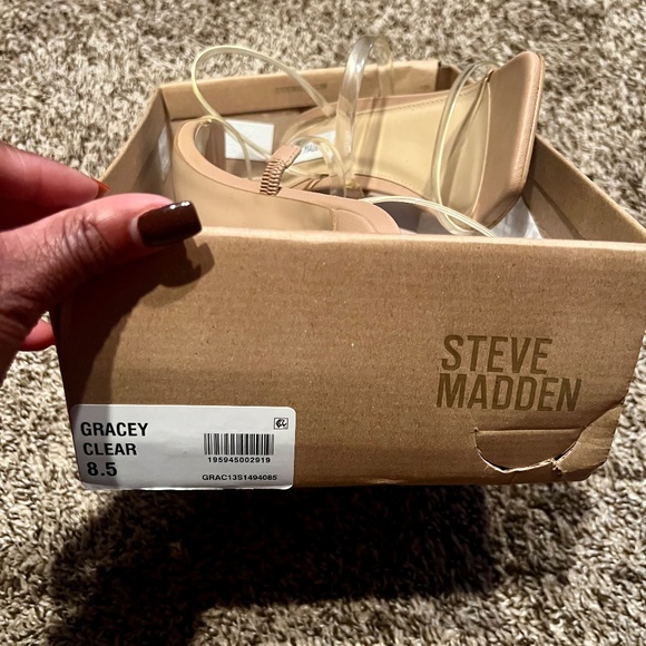 Clear heels - Picture 3 of 3